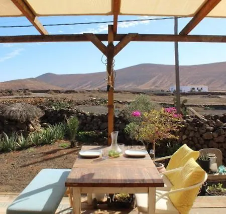 Micro House * La Oliva