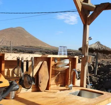 Micro House Ξενοδοχείο La Oliva